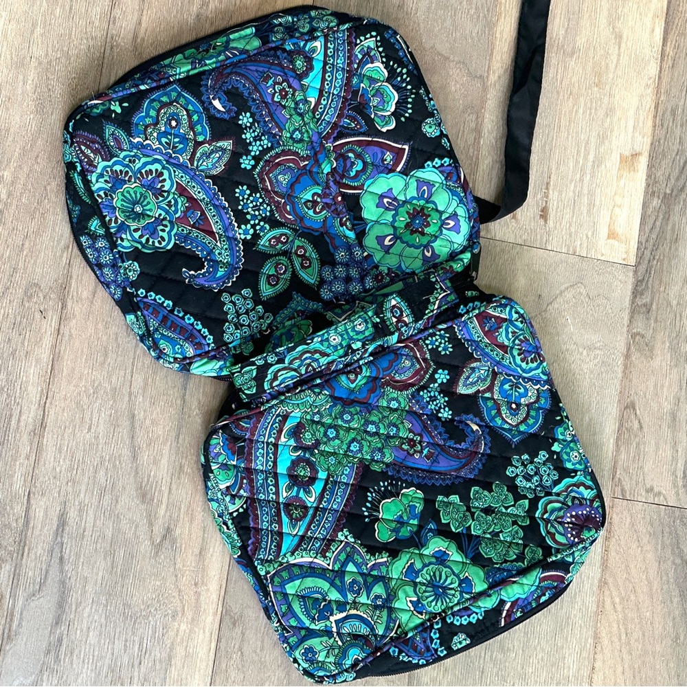 Vera Bradley Blue and Green Paisley Tablet Bible Bag - Picture 8 of 8